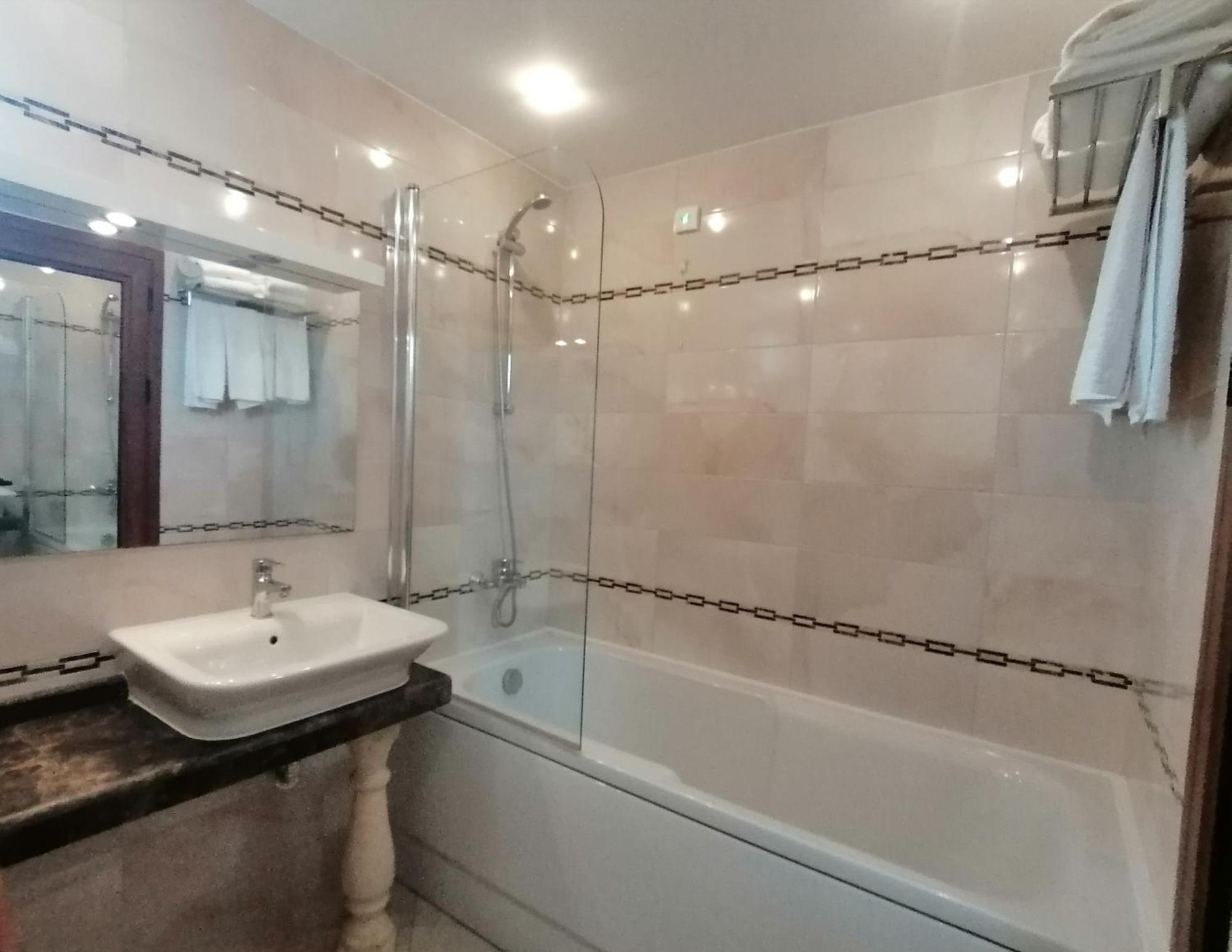 Hotel Aristokrat Obzor Ngoại thất bức ảnh