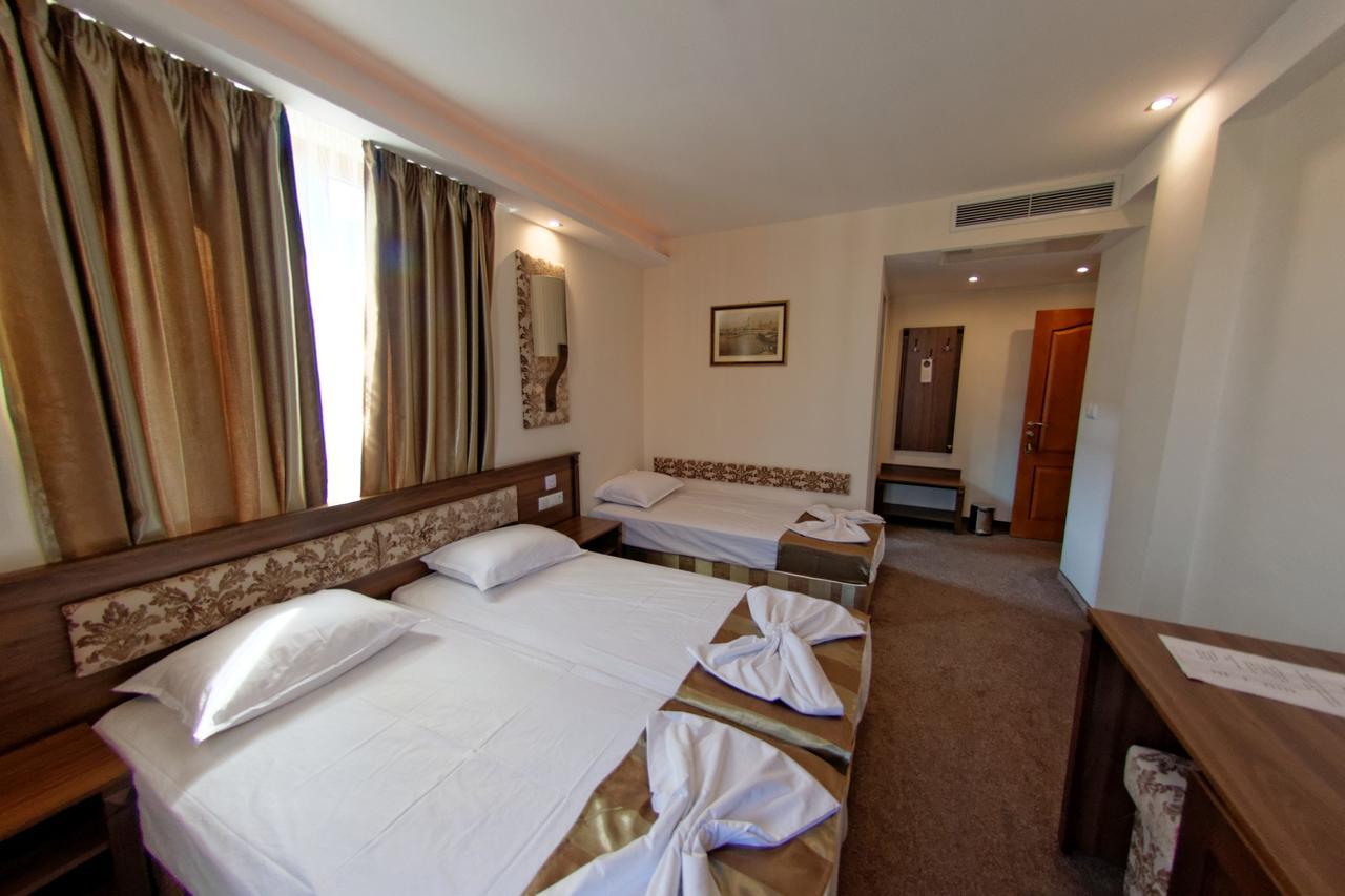 Hotel Aristokrat Obzor Phòng bức ảnh